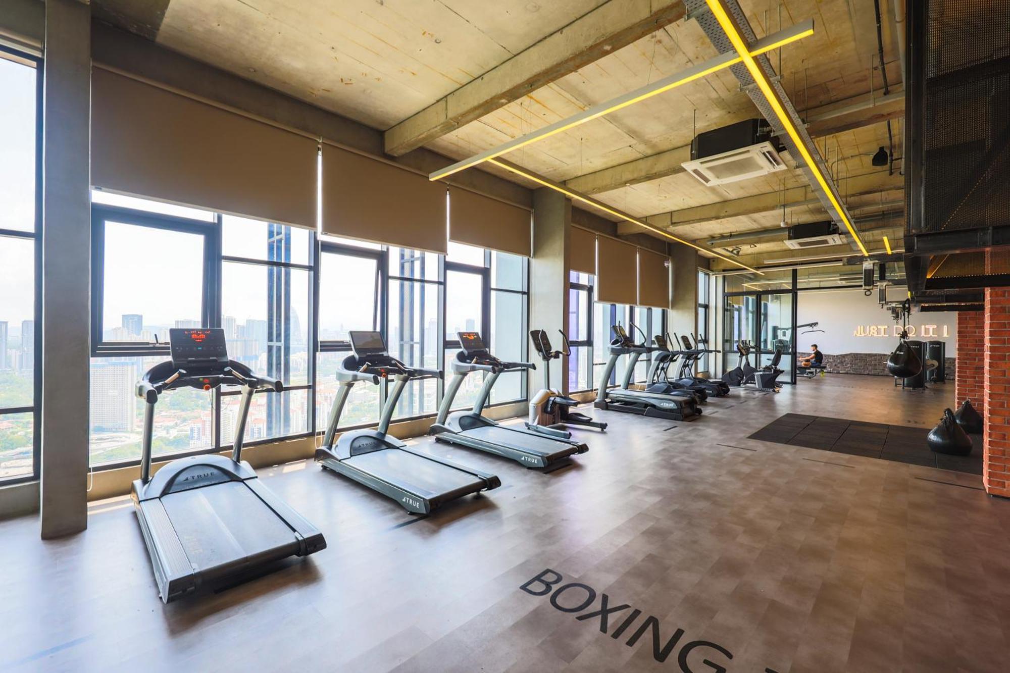 Millerz Square By Mykey Apartamento Kuala Lumpur Exterior foto The gym at the University of Law, Birmingham