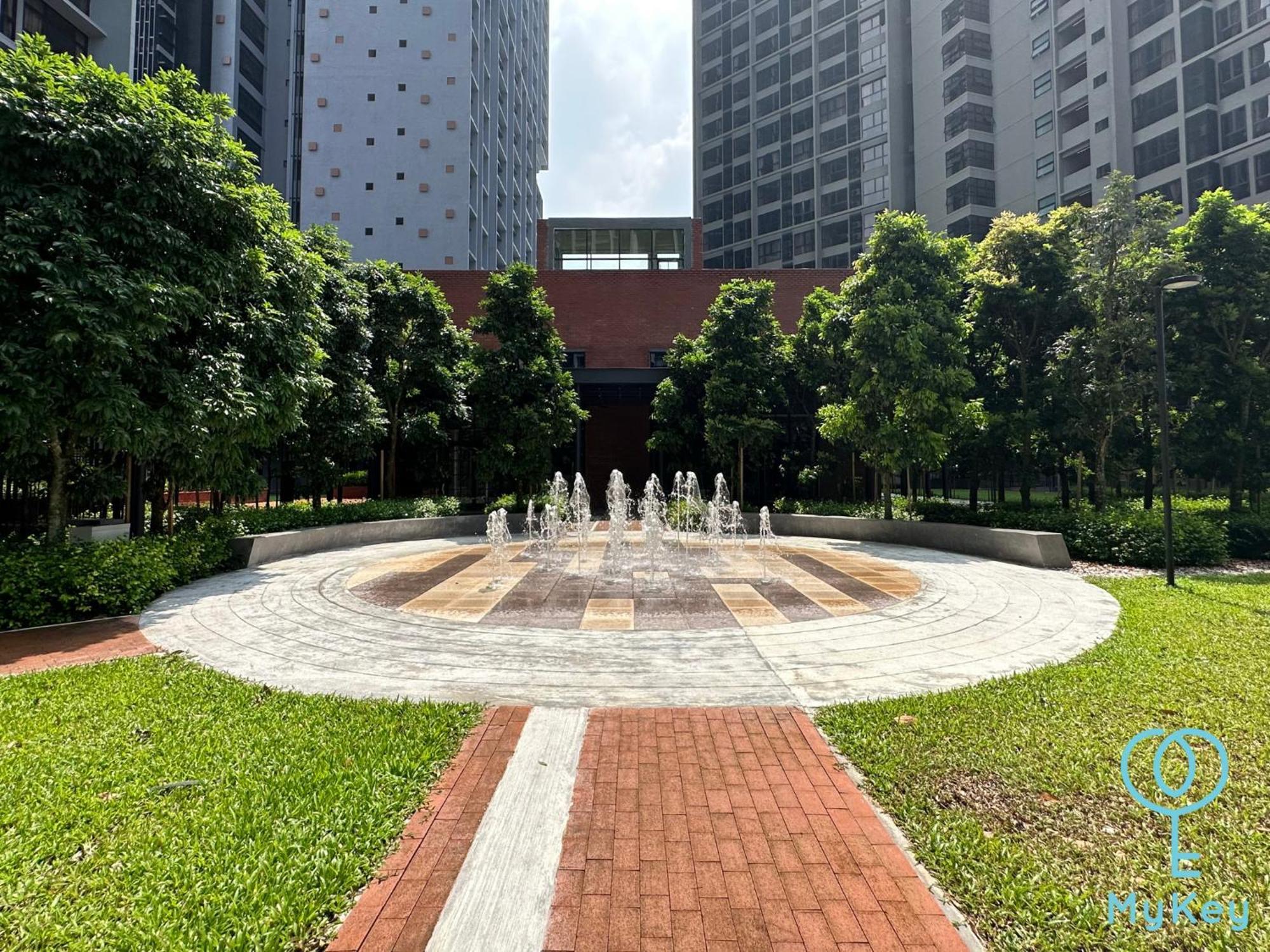 Millerz Square By Mykey Apartamento Kuala Lumpur Exterior foto Fountain at the entrance of the station