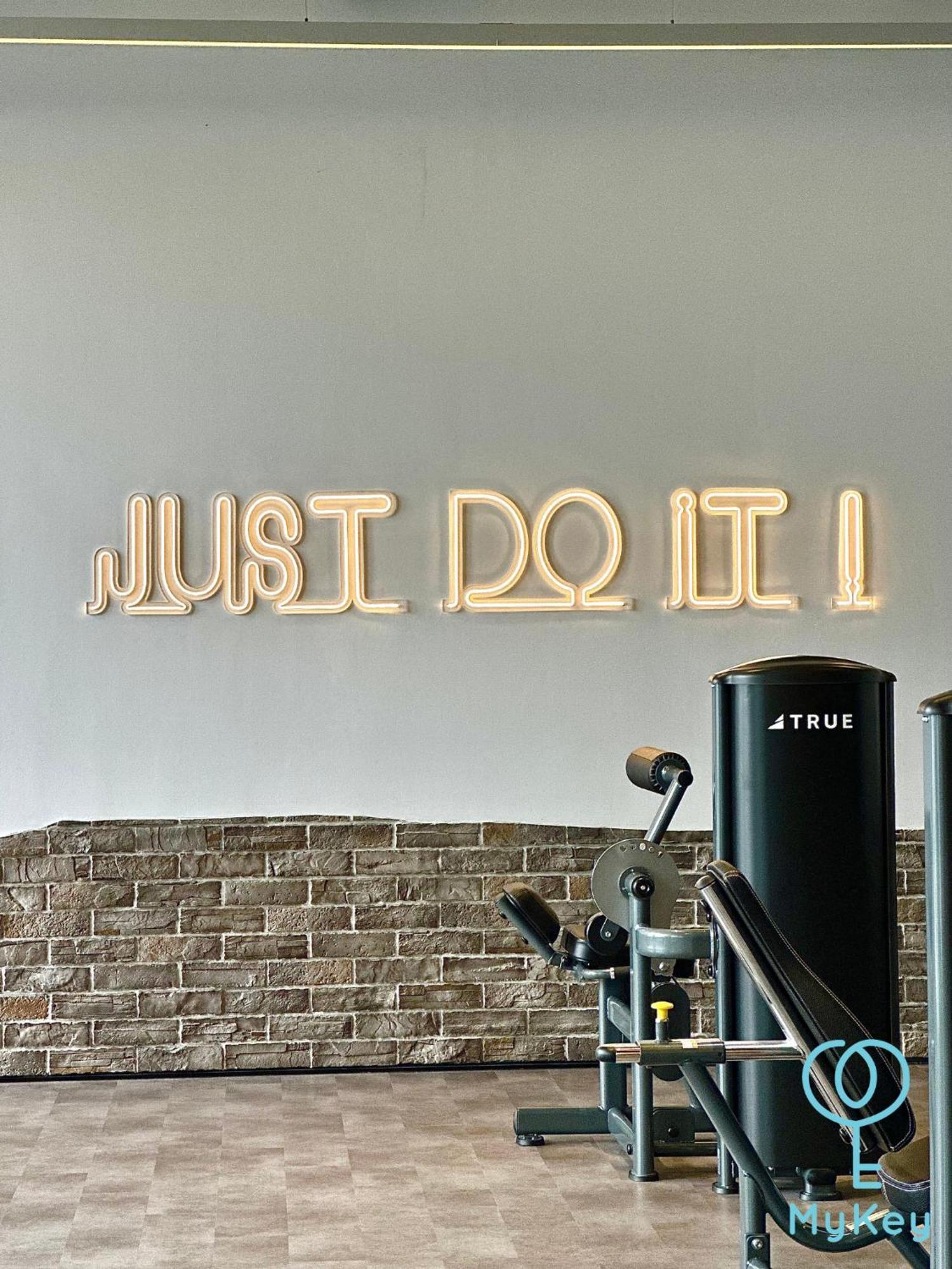 Millerz Square By Mykey Apartamento Kuala Lumpur Exterior foto Just Do It!